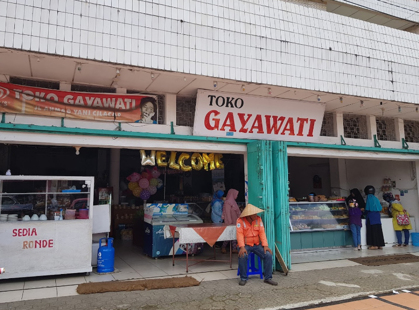 Warung Kopi di Jalan Ir Juanda: Saingan Rival Saat Citimall Datang